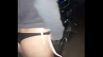After the party fucking my sister-in-law all and horny, she ended up spreading her ass cheeks
